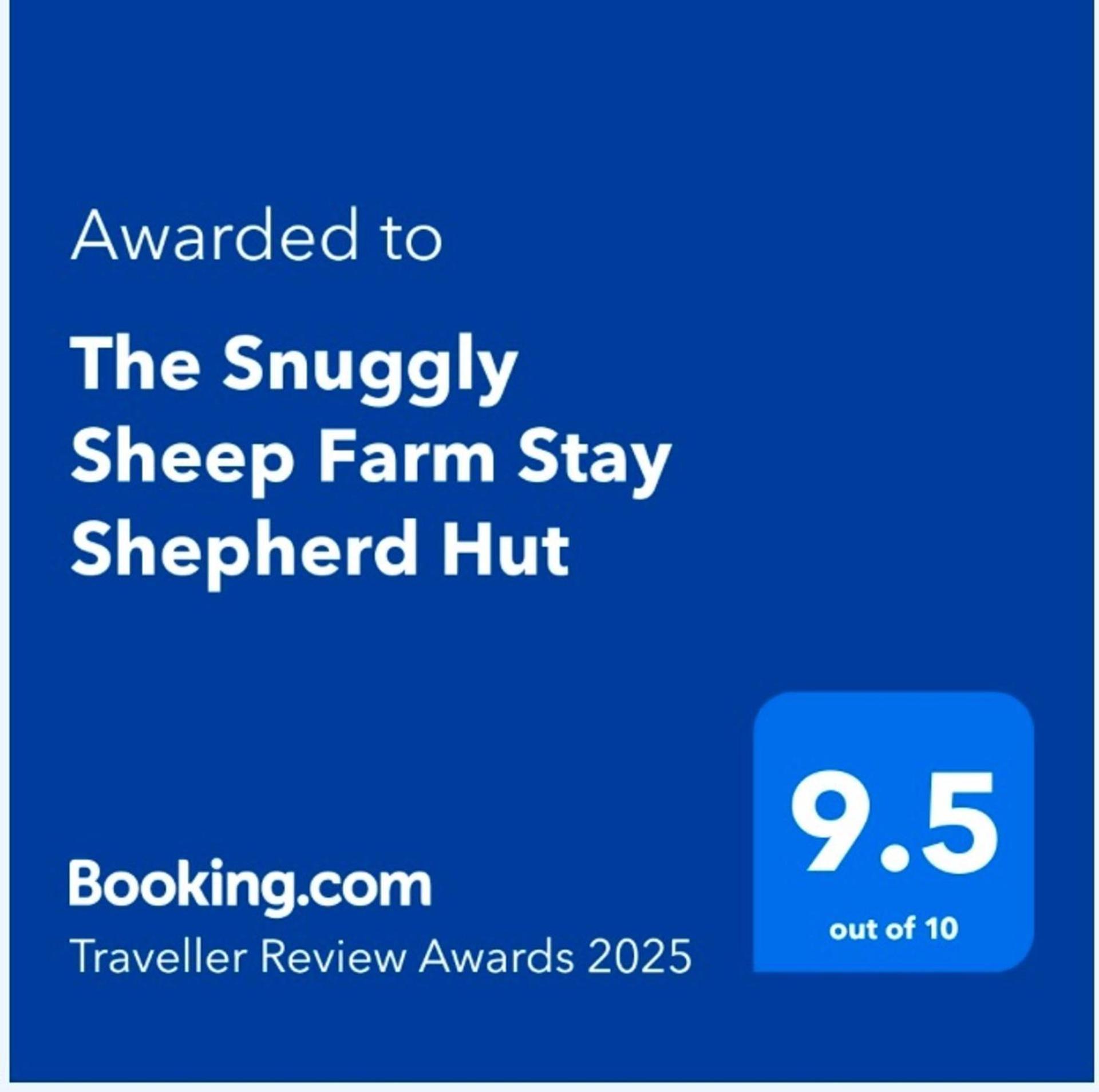The Snuggly Sheep Shepherd Hut Farm Stay Ballyshannon Dış mekan fotoğraf